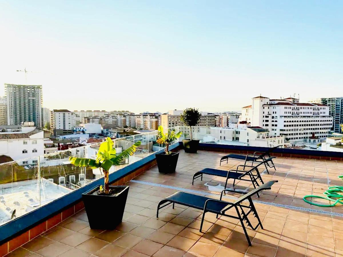 Gibraltar Central Suites Εξωτερικό φωτογραφία