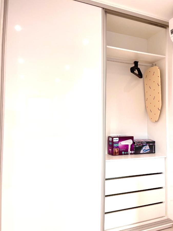 Gibraltar Central Suites Εξωτερικό φωτογραφία