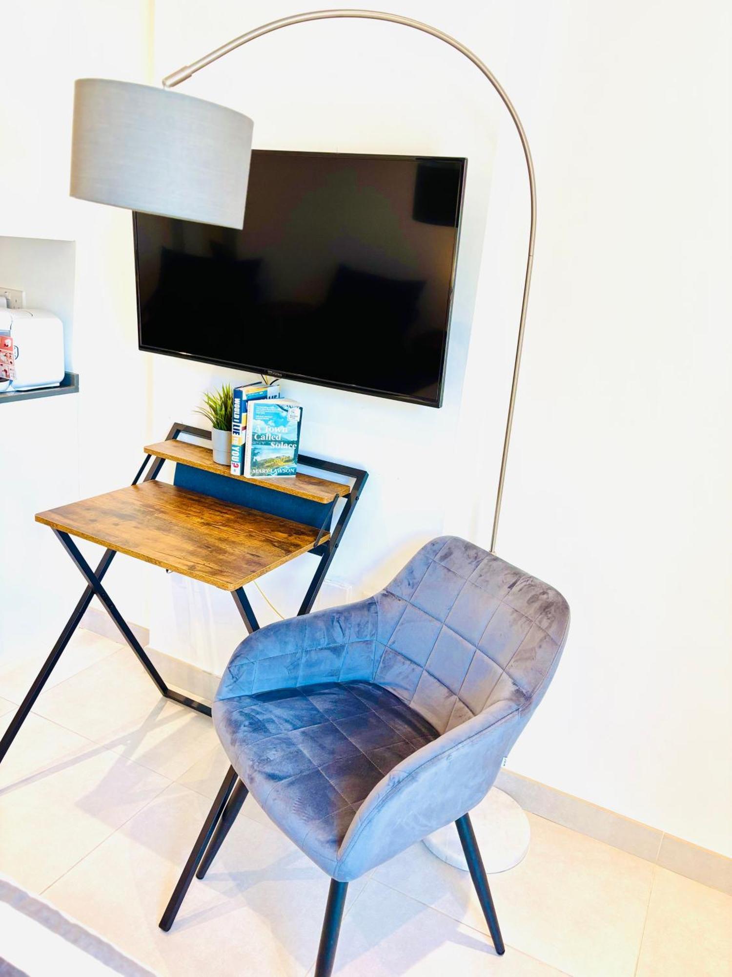 Gibraltar Central Suites Εξωτερικό φωτογραφία